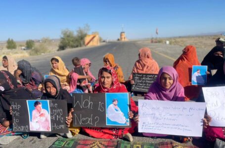 Balochistan: Families of Missing Persons Block CPEC Road in Hoshab