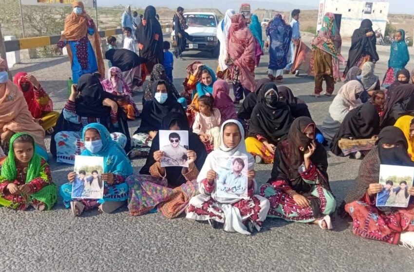  Families of Missing Youth Block M8 Highway in Protest in Turbat